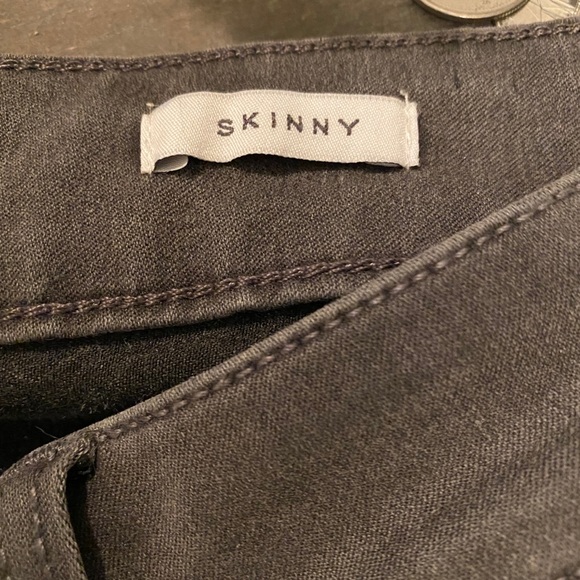 Kenneth Cole Jeans - Picture 4 of 6